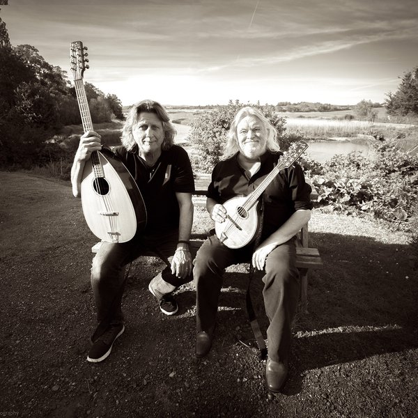 Banner-Show-of-Hands