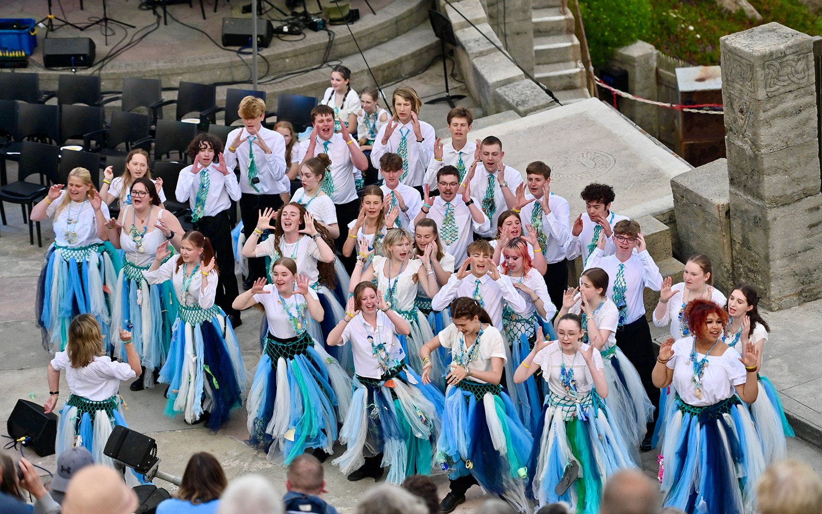 Five Beacons of Light - Sonoro & Cornwall Youth Choir