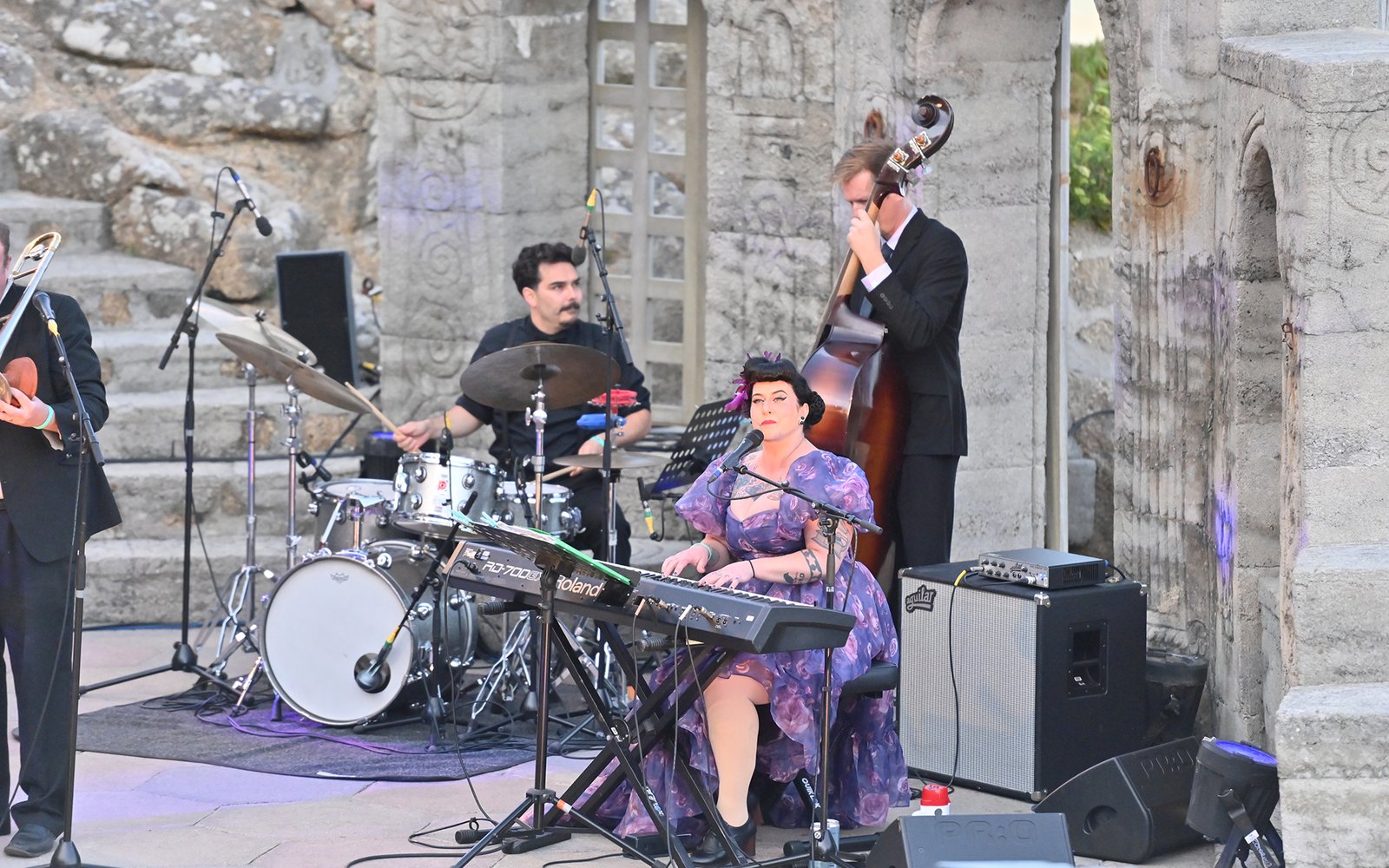 Davina and the Vagabonds