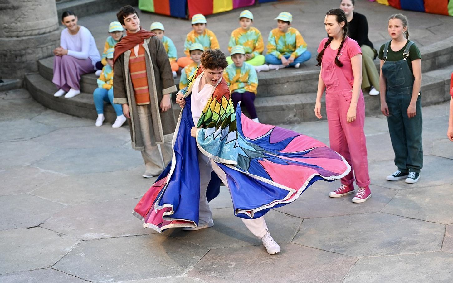 Joseph and the Amazing Technicolor Dreamcoat - Kidz R Us