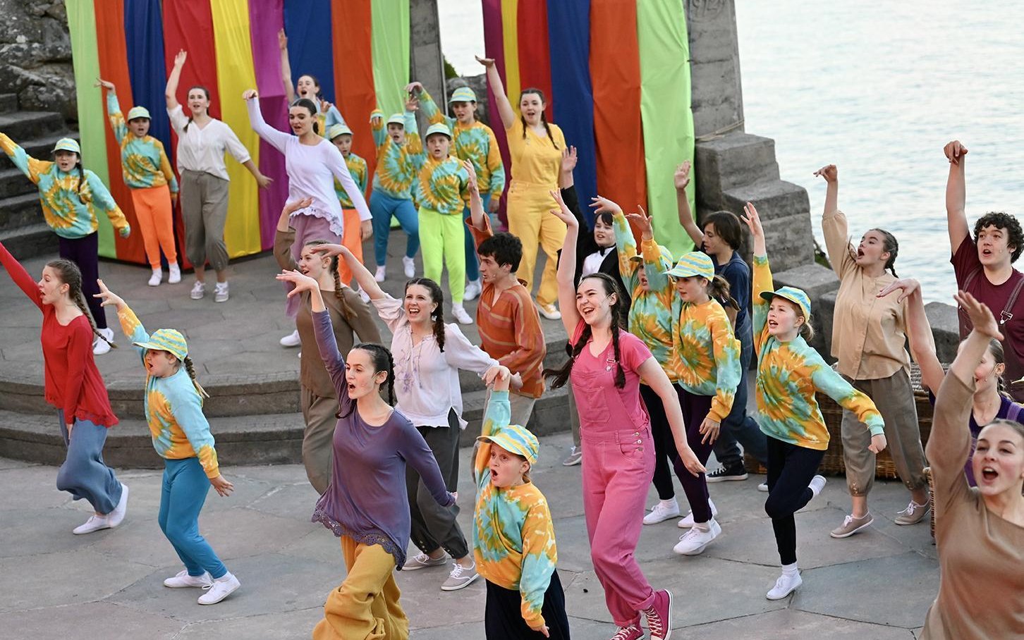 Joseph and the Amazing Technicolor Dreamcoat - Kidz R Us