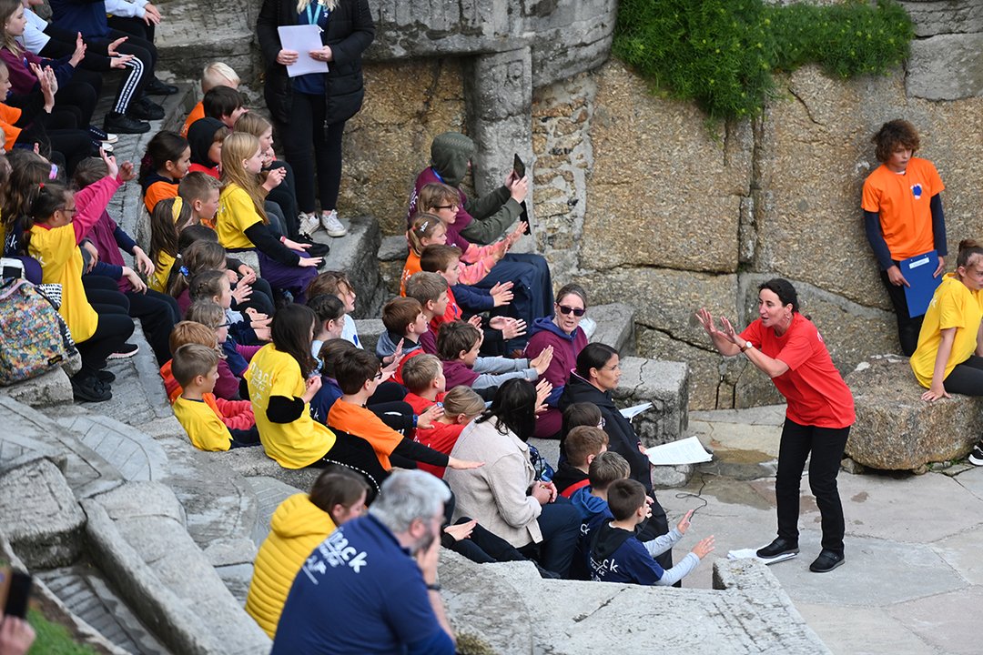 One-Small-Bird-2022-4