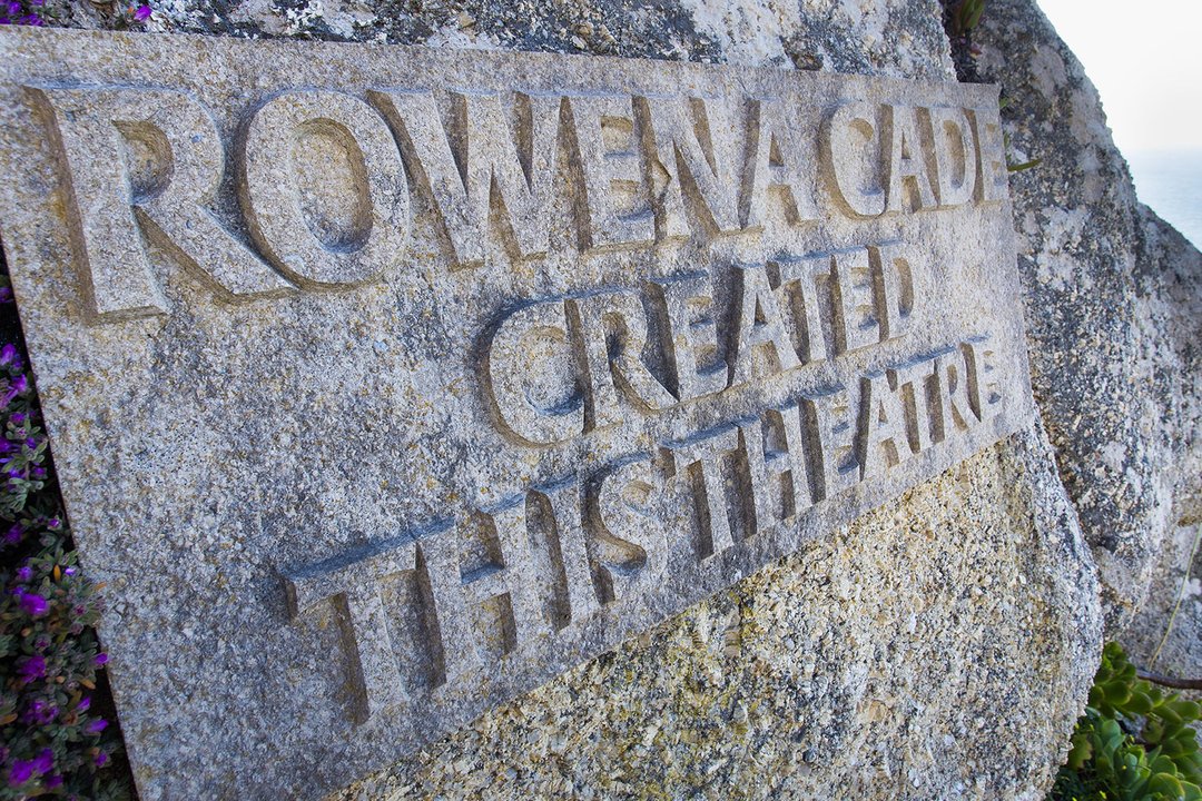 Rowena Cade Plaque
