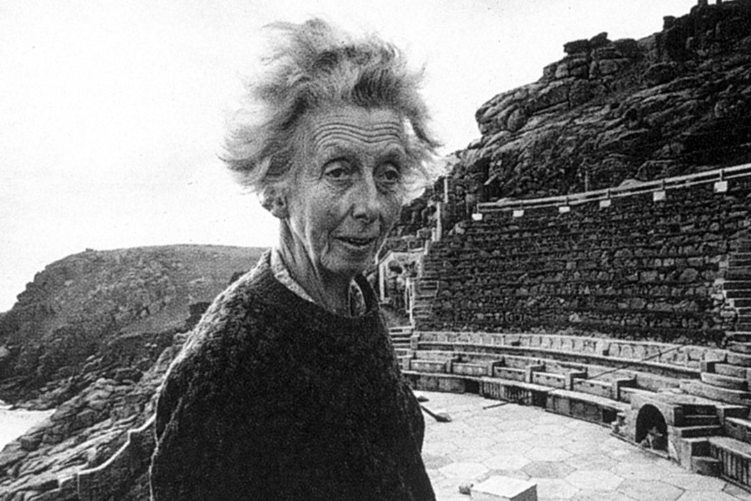 Rowena-Cade-Portrait-wide