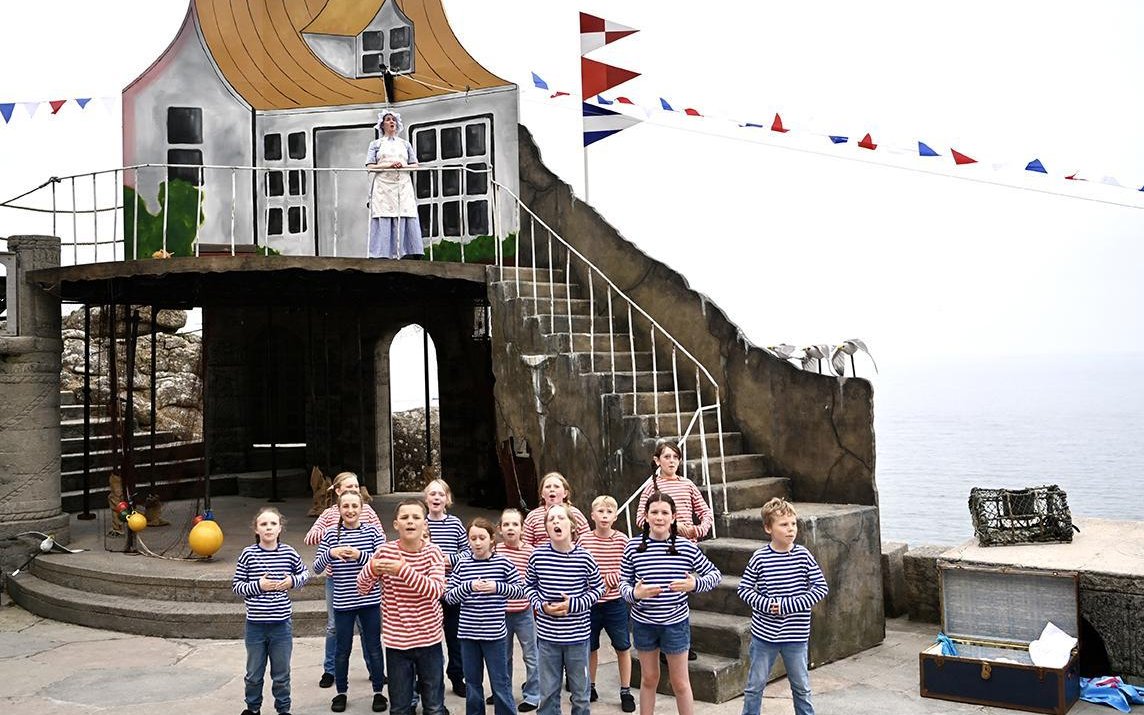The Lighthouse Keeper's Lunch - Minack Youth Theatre