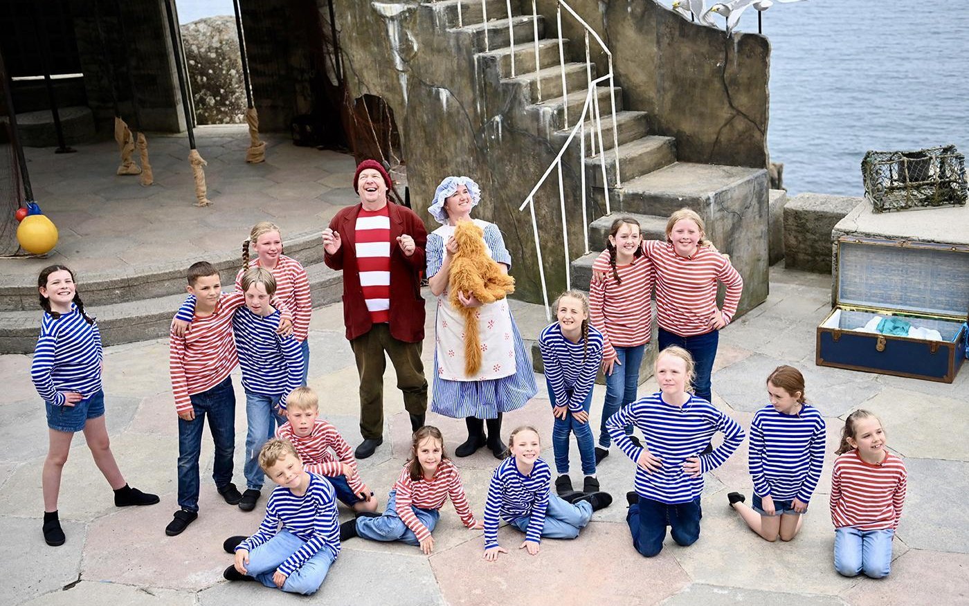 The Lighthouse Keeper's Lunch - Minack Youth Theatre