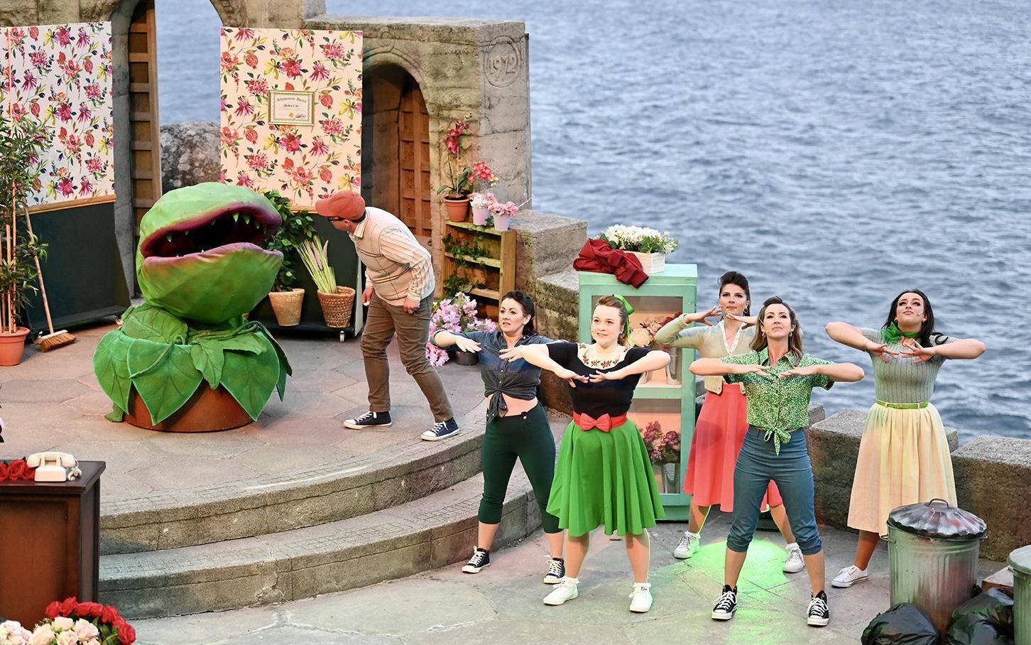 Little Shop of Horrors - Redruth Amateur Operatic Society Trust