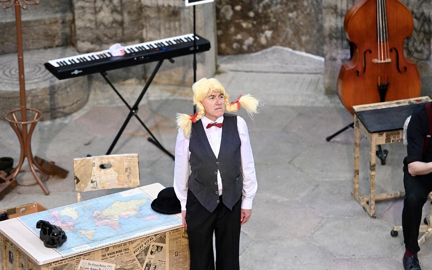 Adolf and Winston - Living Spit